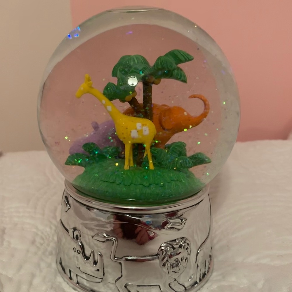 Silverplate Musical Globe "Jungle Parade " in box